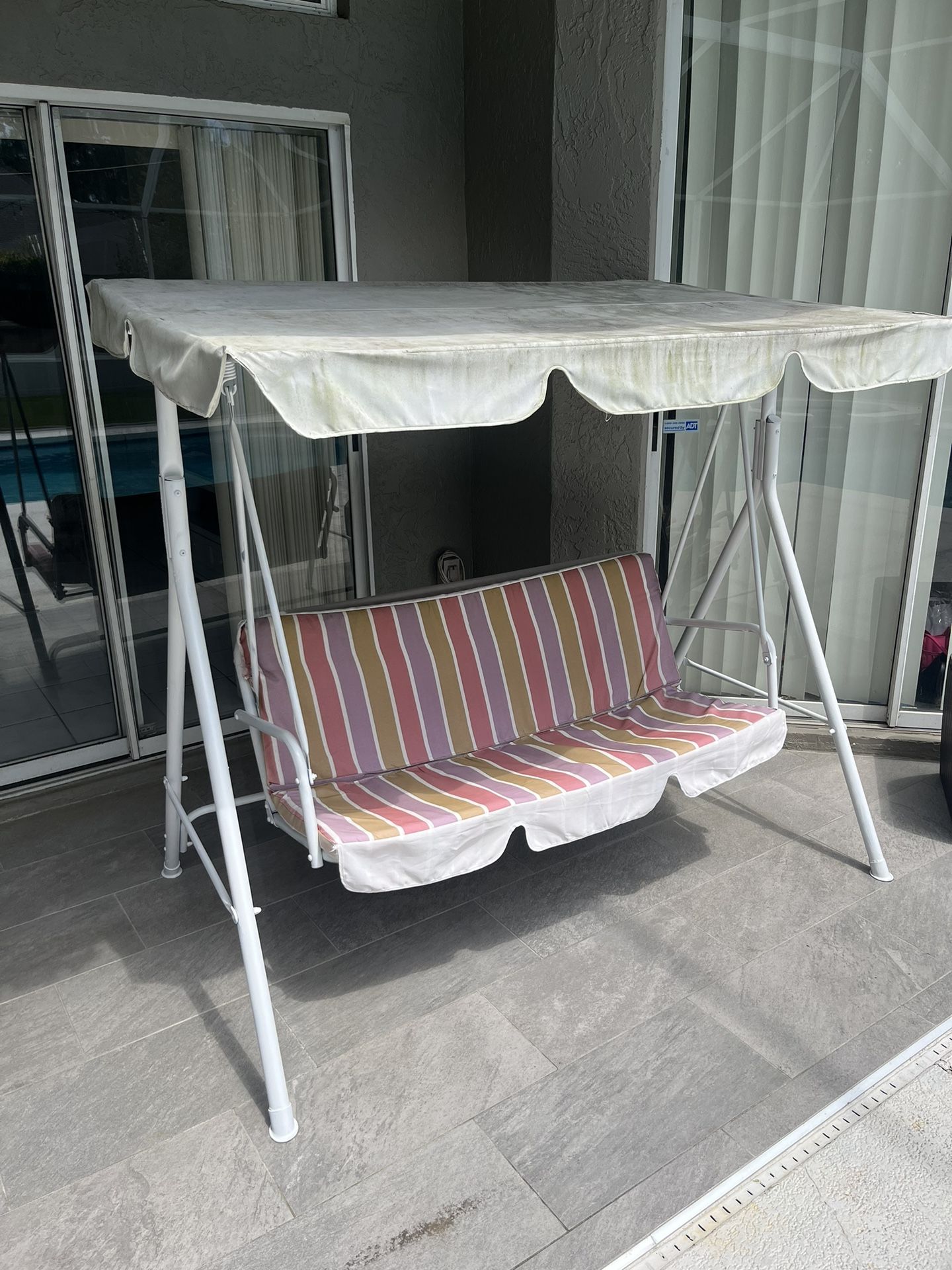 Outdoor Porch Swing