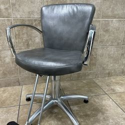 Styling Chairs (Salon Ambience)