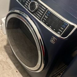 GE - Front Load Washer & Dryer set