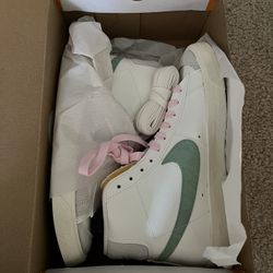 Nike Blazers 