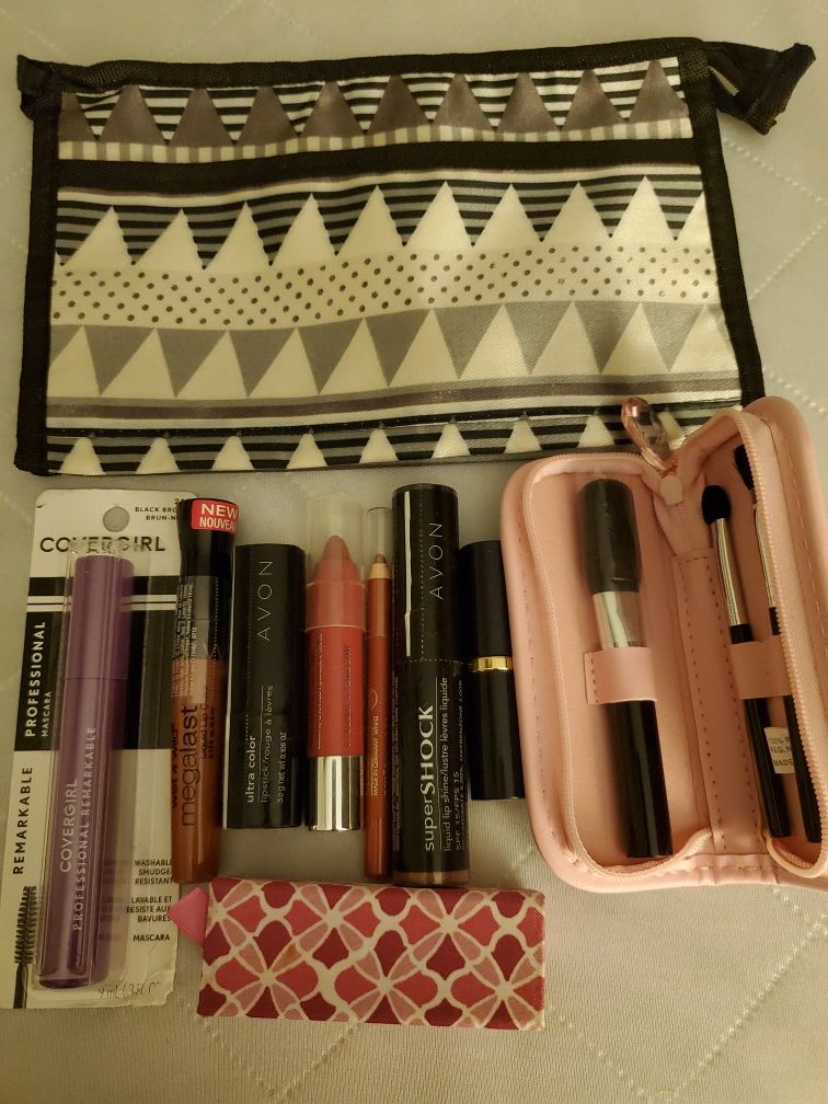 New Never Used Beauty Bundle Various Beauty Products. Must Pick Up. Shipping Available. Price Negotiable.