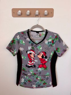 Disney Cherokee Tooniforms Mickey Minnie Christmas Scrub Top Women’s XS