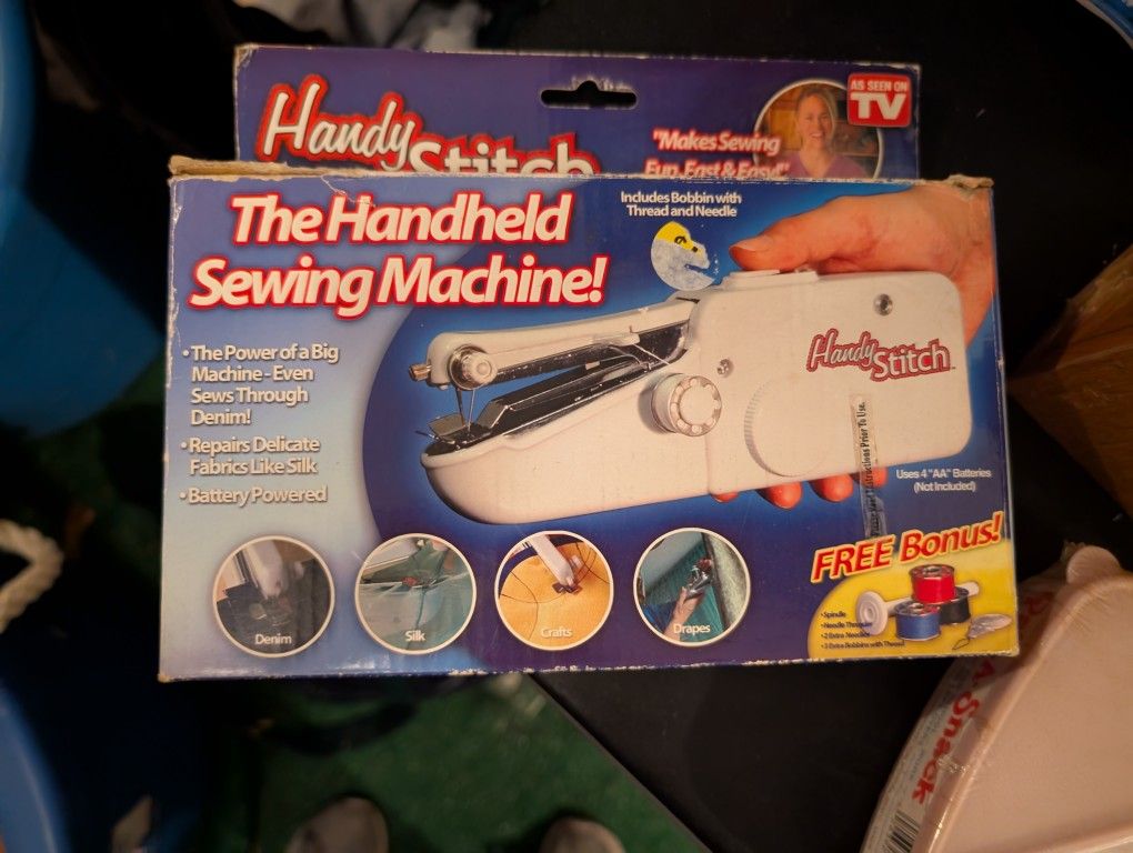 Mini Sewing Machine