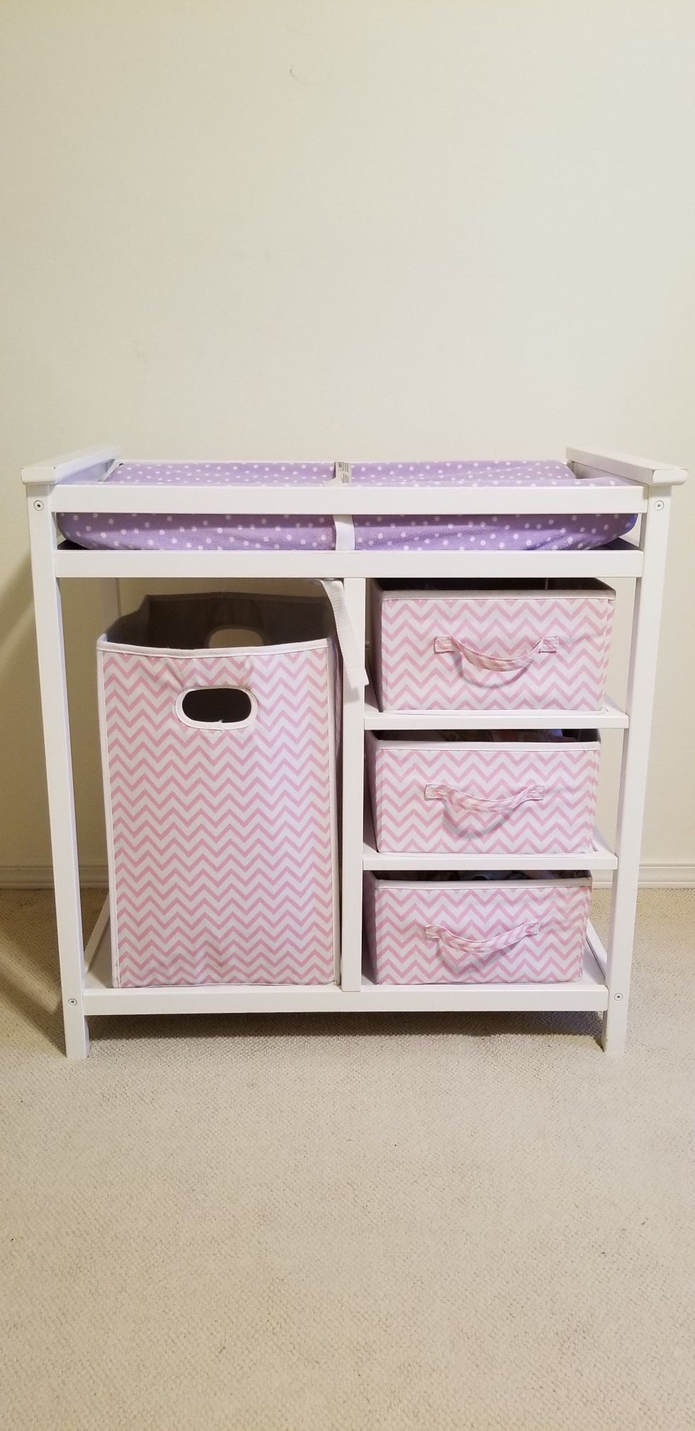 Baby Changing Table with Laundry hamper, 3 Storage baskets and Pad for Sale in Sammamish, WA