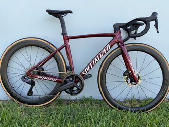 🚴‍♂️ Specialized Allez Sprint – Ultegra Di2 | Carbon Build | Size 49  For sale is a Specialized Allez Sprint size 49, built as a high-performance aer