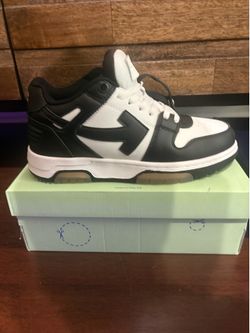 size 10 black and whit off-whites