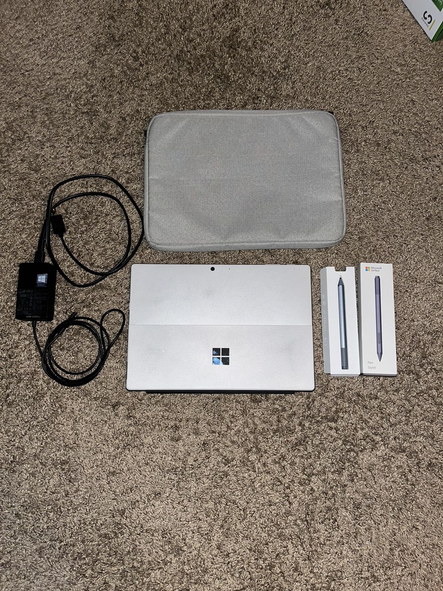 Microsoft Surface Pro 7 + Surface Stylus, Detachable Keyboard, Carrying Case