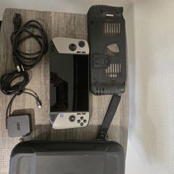 MSI Claw 8 AI+ A2VM 8'' 32GB 1TB PC Gaming Handheld