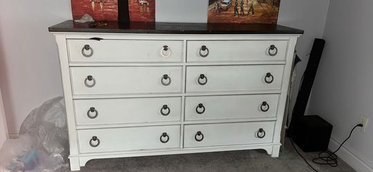 Dresser Set