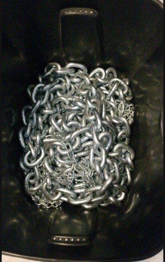 Weightlifting chains