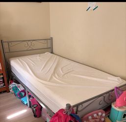 Twin size metal bed frame