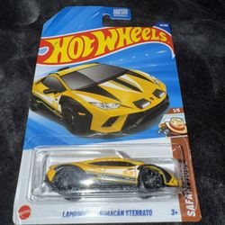 Lamborghini Huracan Sterrato Hot Wheels 