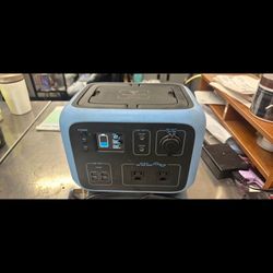 BLUETTI AC50S Portable Power Station – 90% New, Fully Functional