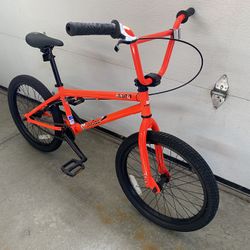 HARO Bike In Excellent Condition 