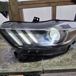 2017 Ford Mustang Xenon Headlight 