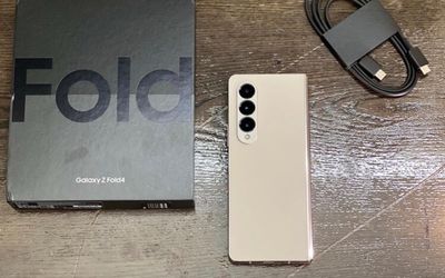 Samsung Galaxy Z fold 4