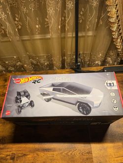 Hot Wheels RC Cybertruck – Special Edition
