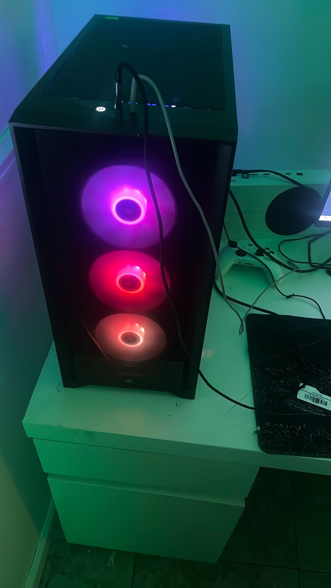Pc For Sale 4060 i5 Corsair A Terabyte And 16 Gigs Of Ram