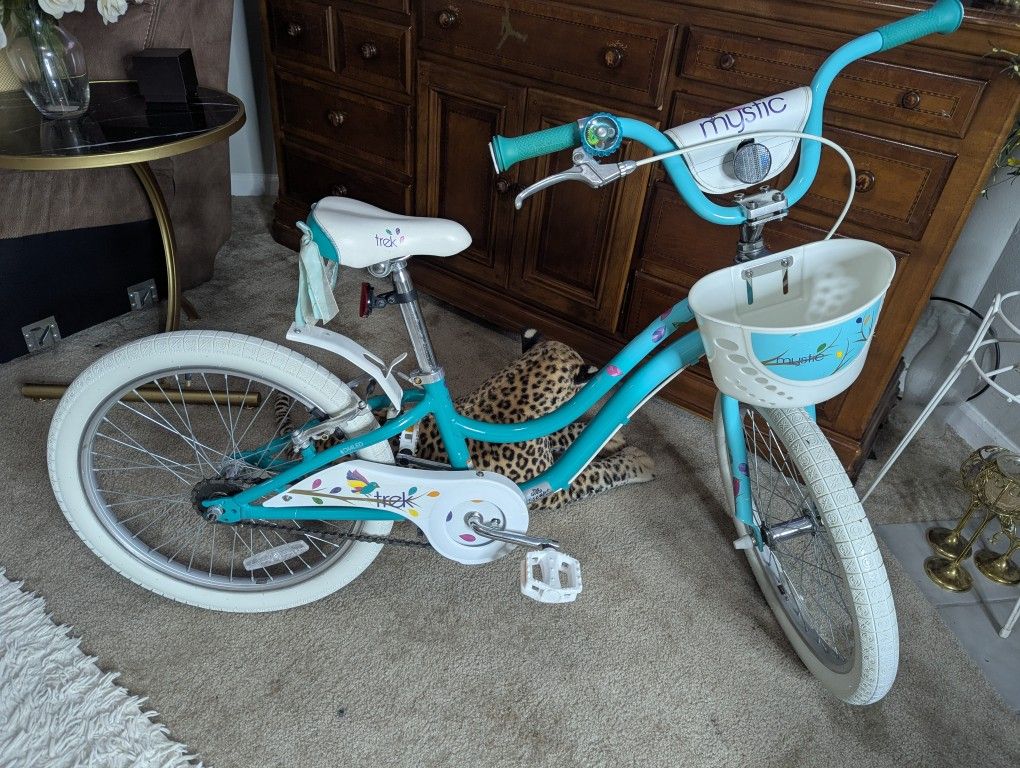 Trek Mystic 20 Inch Bike For Girls