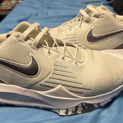 Nike size 10