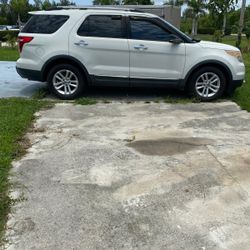 2011 Ford Explorer