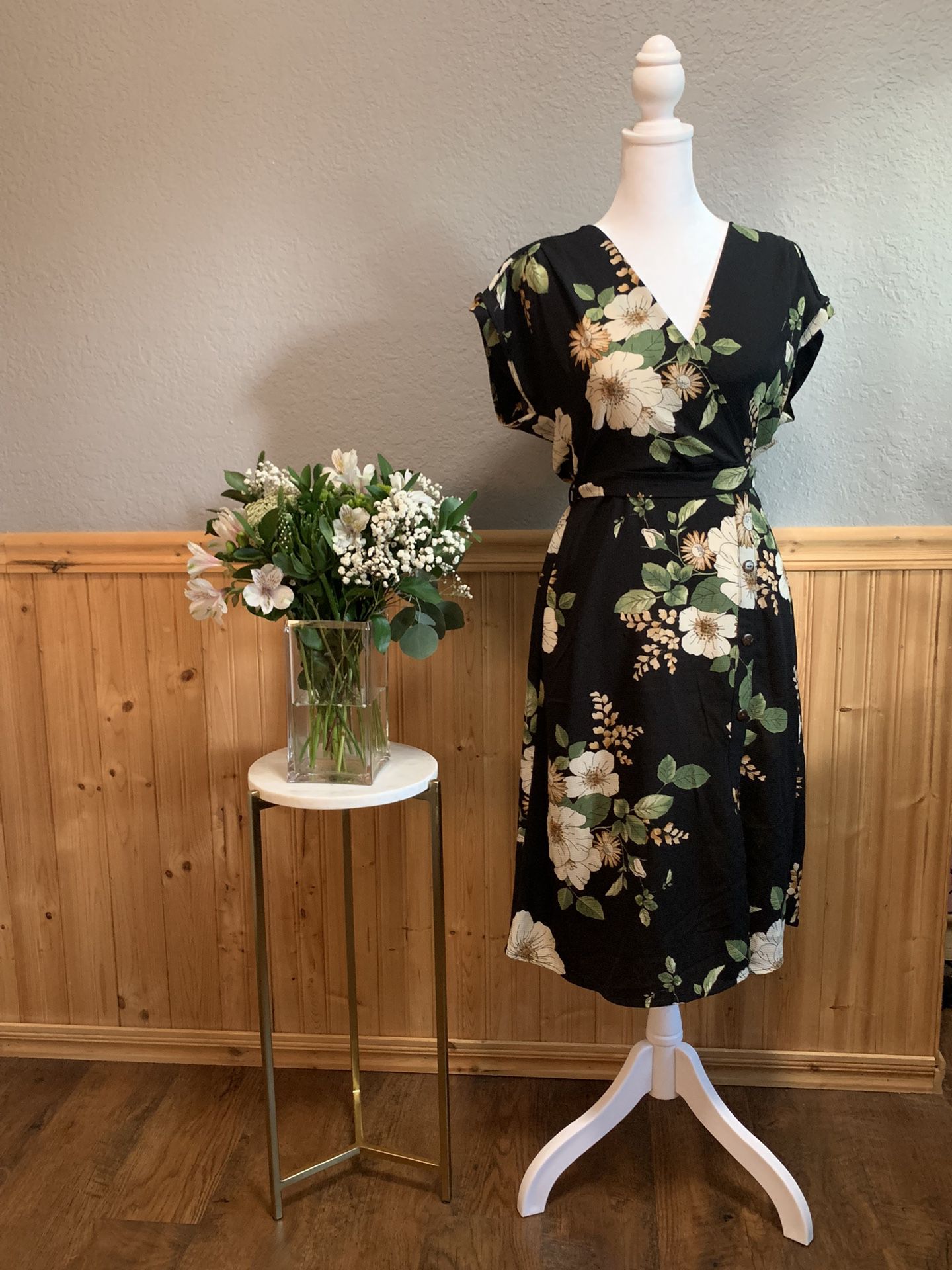 Monteau Floral Wrap Button Midi Dress - Size Xs