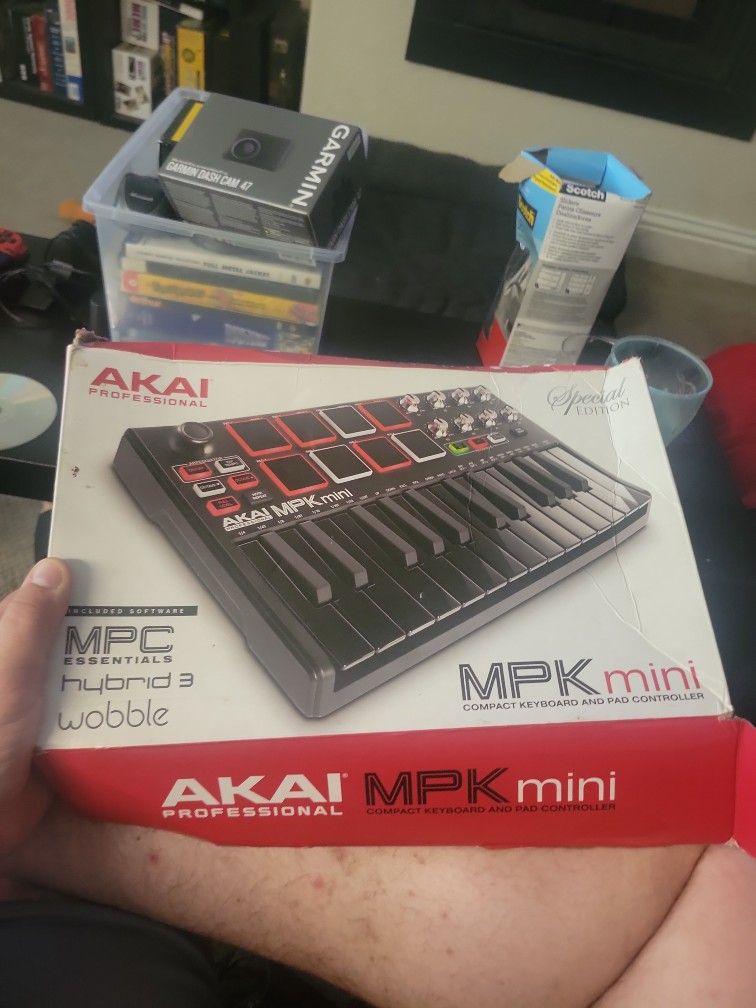 Akai MPK mini