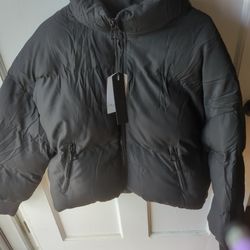 NEW Men's Winter Jacket Size M