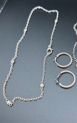 Judith Ripka Designer Sterling silver 925 marked Necklace with white topaz stones all over the chain 18 inches long
