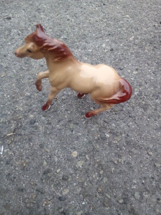 Hagen Renaker Miniature