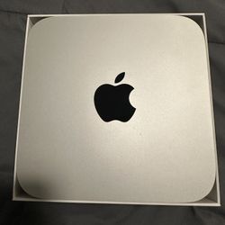 Mac Mini M2