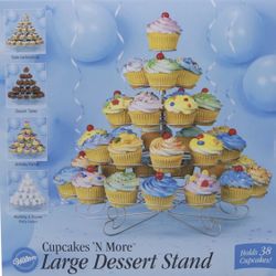 Wilton Large Cupcake/Dessert Stand