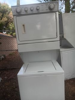 Estacable washer and dryer