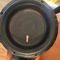 Vendo Estos Dos Subwoofer s 8’S 