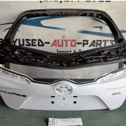 w/damages 2017 - 2018 - 2019 - 2022 TOYOTA PRIUS PRIME REAR DOOR TAILGATE OEM AY29783