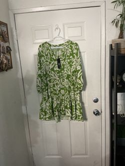 Fashion nova green dress new