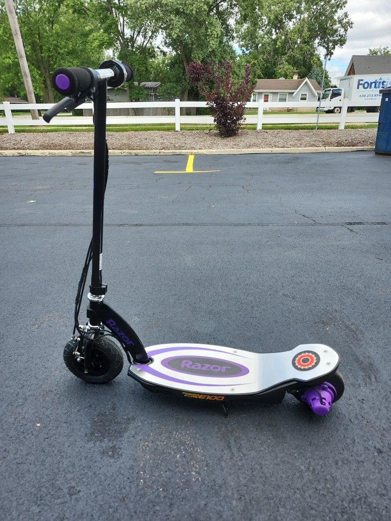 Razor Power Core E100 Electric Scooter