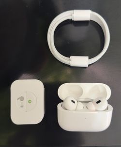 Apple AirPod Pros 2- New No Box