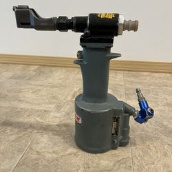 Cherrymax G704B Rivet Puller