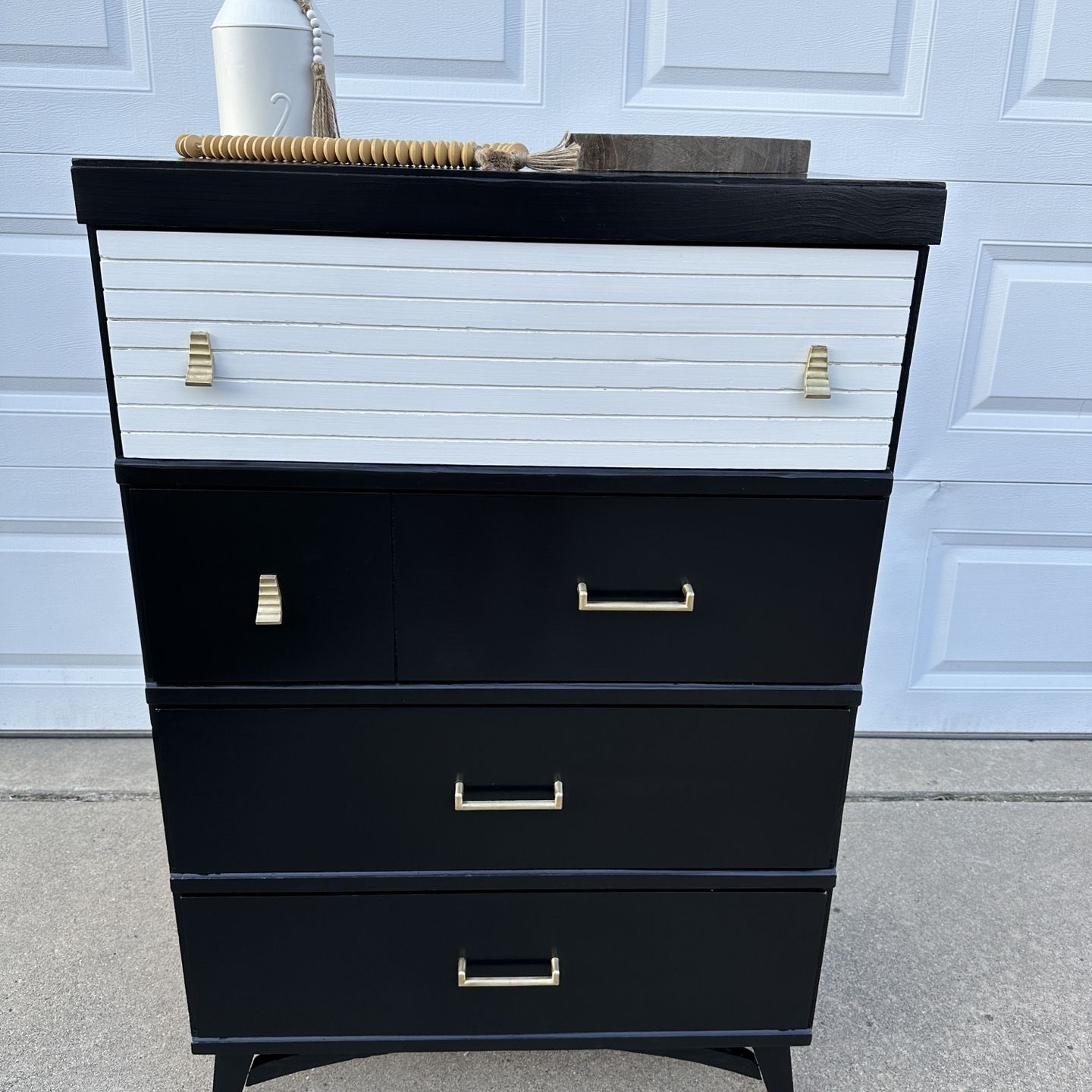 Mid Century Modern 4 Drawer Dresser