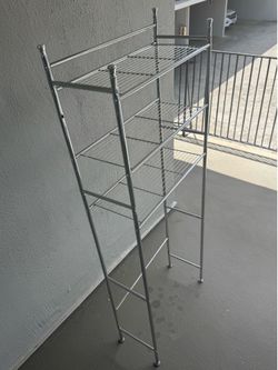 Bathroom space-saving shelf