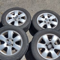 Vw Volkswagen Cabrio MK3 OEM 14" Wheels 