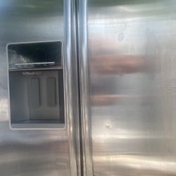 Whirlpool Fridge 