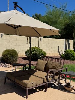 Outdoor Patio Furniture with Umbrella and 2 Side tables
