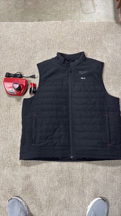Milwaukee Heated Vest Like New 2XL