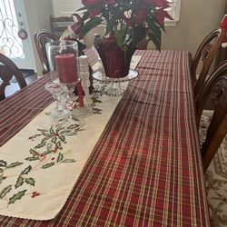 Tommy Bahama Dinning Table/Chairs