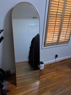 Full-Length Arched Floor Mirror Rose Gold