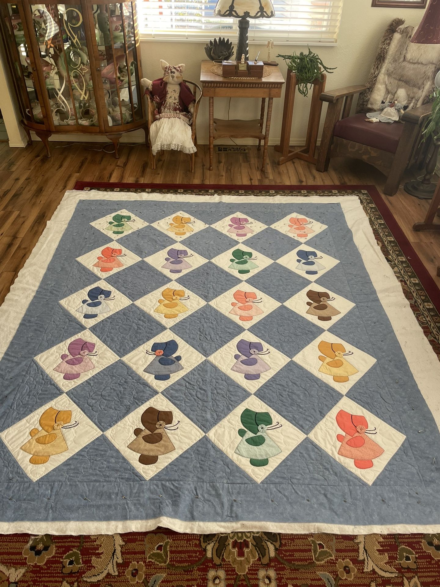Quilt,Vintage “Sunbonnet Sue”(Incomplete) Hand Appliquéd/Quilted.80% Complete.