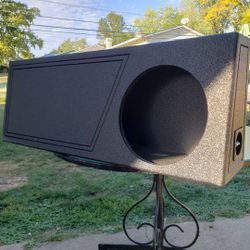 Brand New 12" Subwoofer Enclosure PORTED
