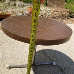 Accent table